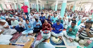 মহাস্থানগড়ে প্রধানমন্ত্রীর সুস্বাস্থ্য ও দীর্ঘায়ু কামনায় দোয়া মাহফিল